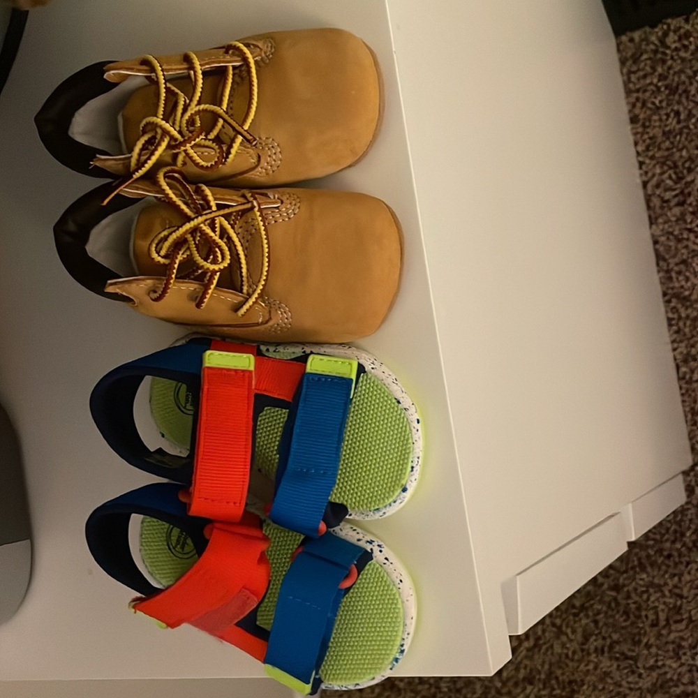 Little boy shoe bundle timberland & sandals